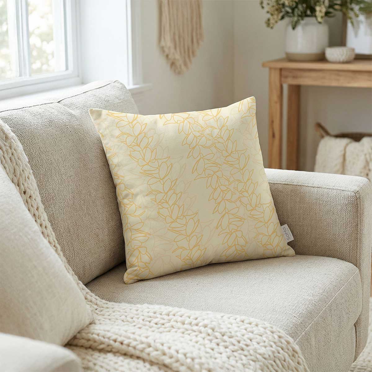 18x18in Midnight Gold Plumeria Pillow Cover