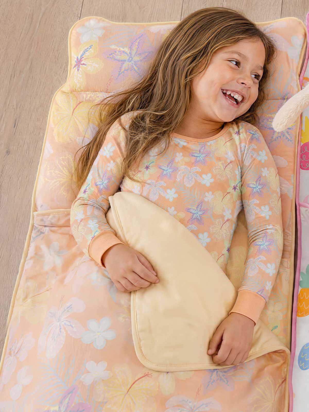 Scribble Petal Nap Mat