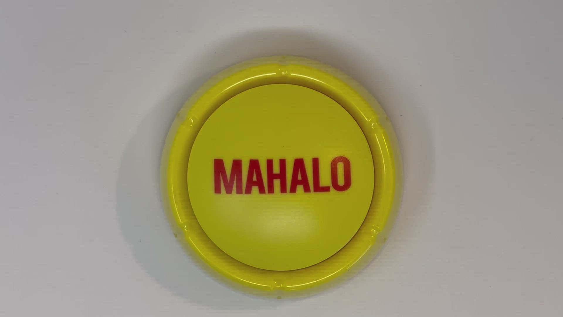 Mahalo Single Button – SoHa Living